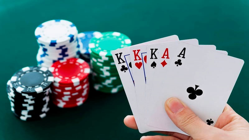Cách hốt bạc mỗi ngày cùng với game bài Phỏm Mebet